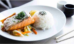 Del mar al plato: el Bonito de Burela que enamora a chefs y amantes del buen comer