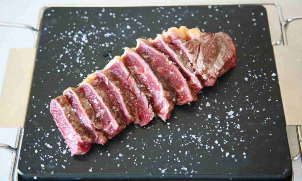 carne a la piedra en casa